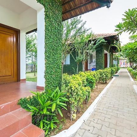 Hotel Riverside Resort And Spa Kumbakonam Εξωτερικό φωτογραφία