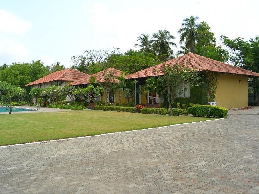 Hotel Riverside Resort And Spa Kumbakonam Εξωτερικό φωτογραφία