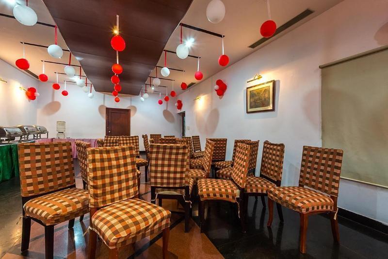 Hotel Riverside Resort And Spa Kumbakonam Εξωτερικό φωτογραφία